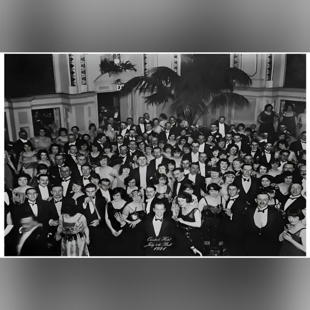 THE SHINING HORROR MOVIE CANVAS PRINT